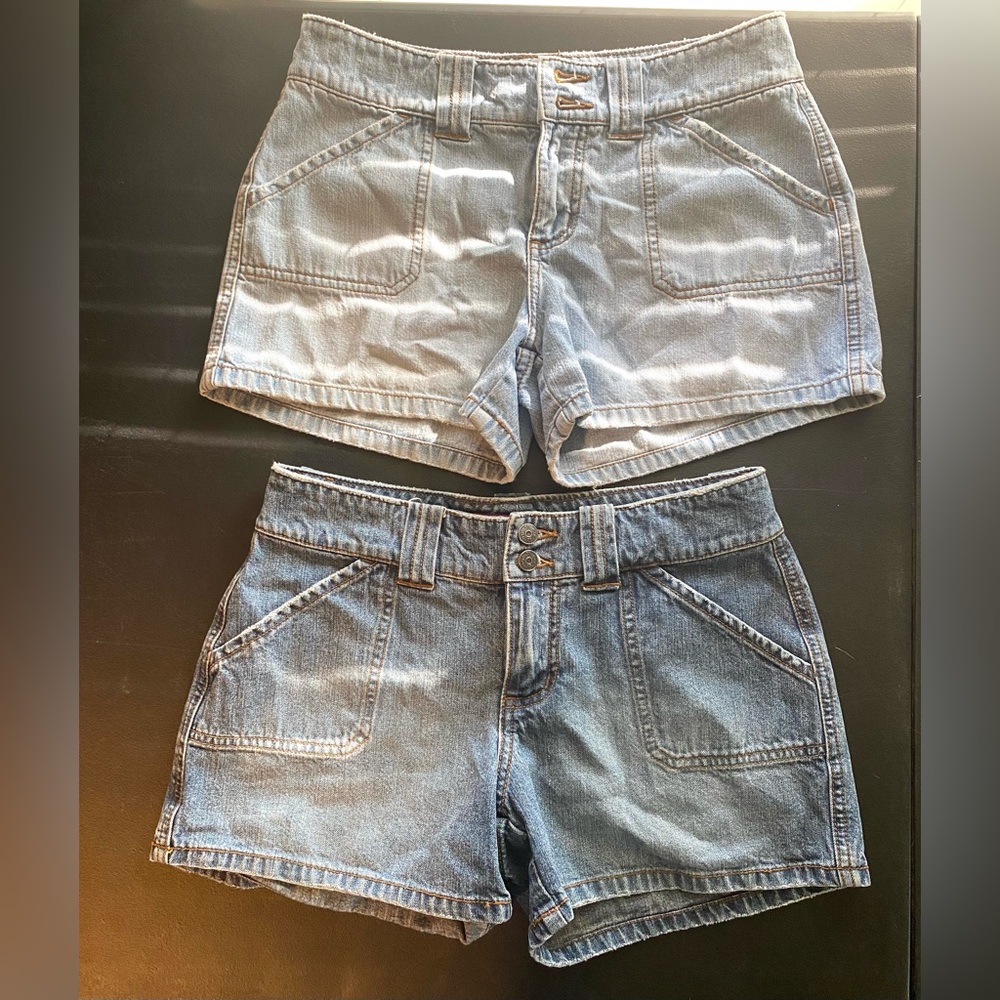 Set of 2- SO denim shorts size 5
